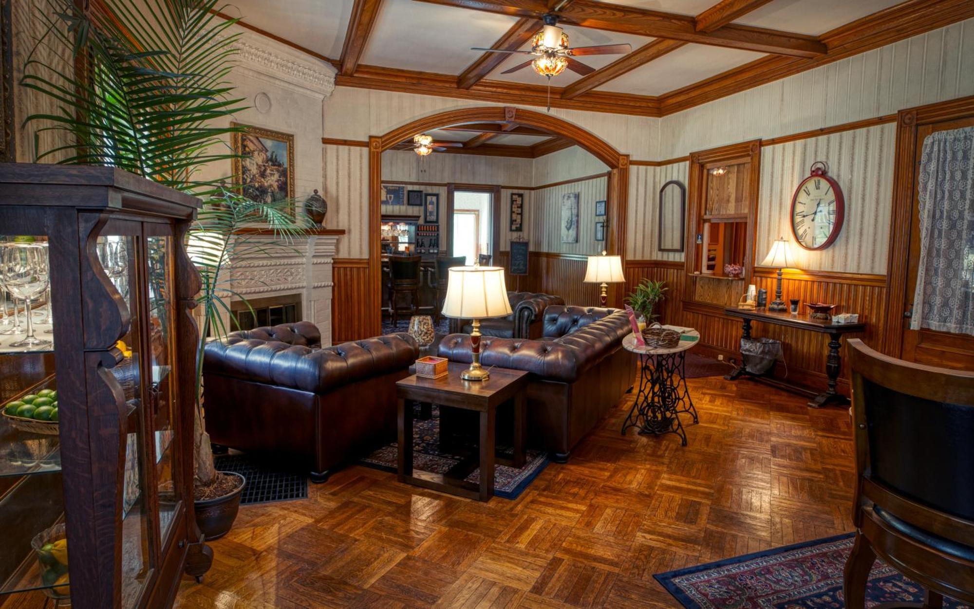 Rockwell Falls Inn And Wine Bar Lake Luzerne Luaran gambar